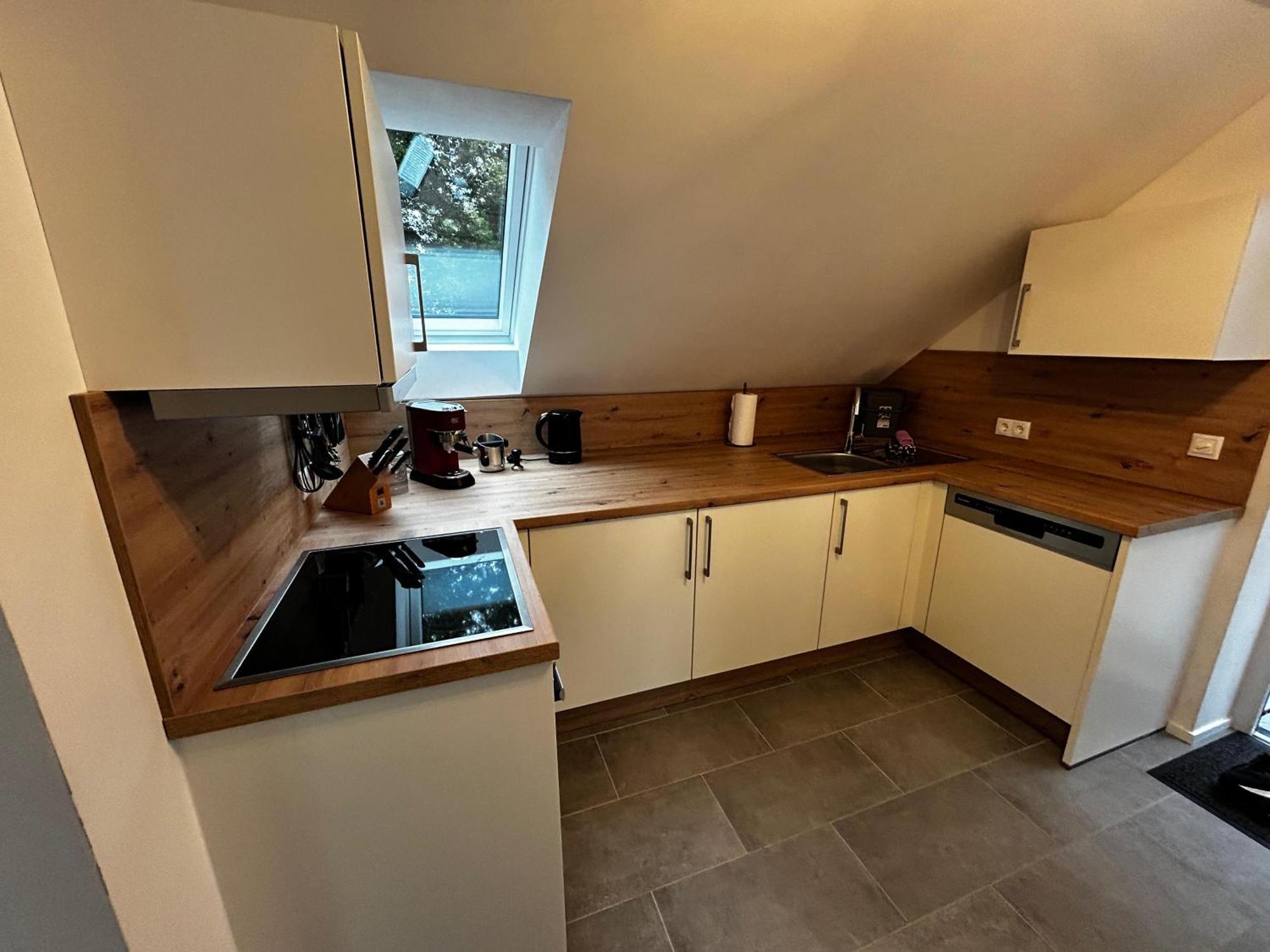 Moderne Ferienwohnung Fuer Familien Im Dachgeschoss Bosau Esterno foto