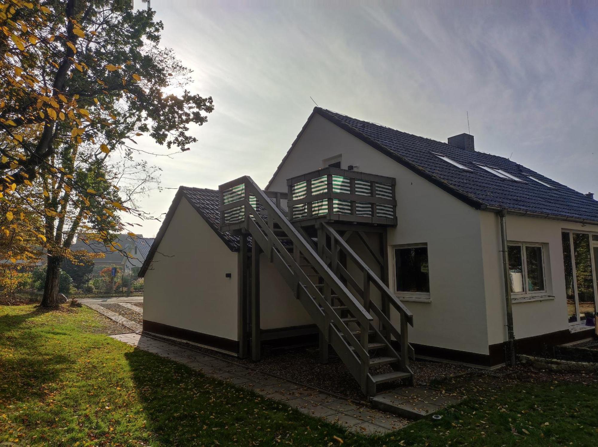 Moderne Ferienwohnung Fuer Familien Im Dachgeschoss Bosau Esterno foto