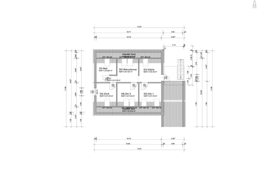 Moderne Ferienwohnung Fuer Familien Im Dachgeschoss Bosau Esterno foto